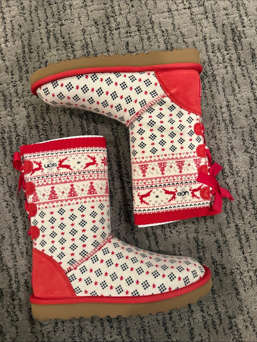 UGG Women’s Red & White Knit Holiday Boots brand new in box